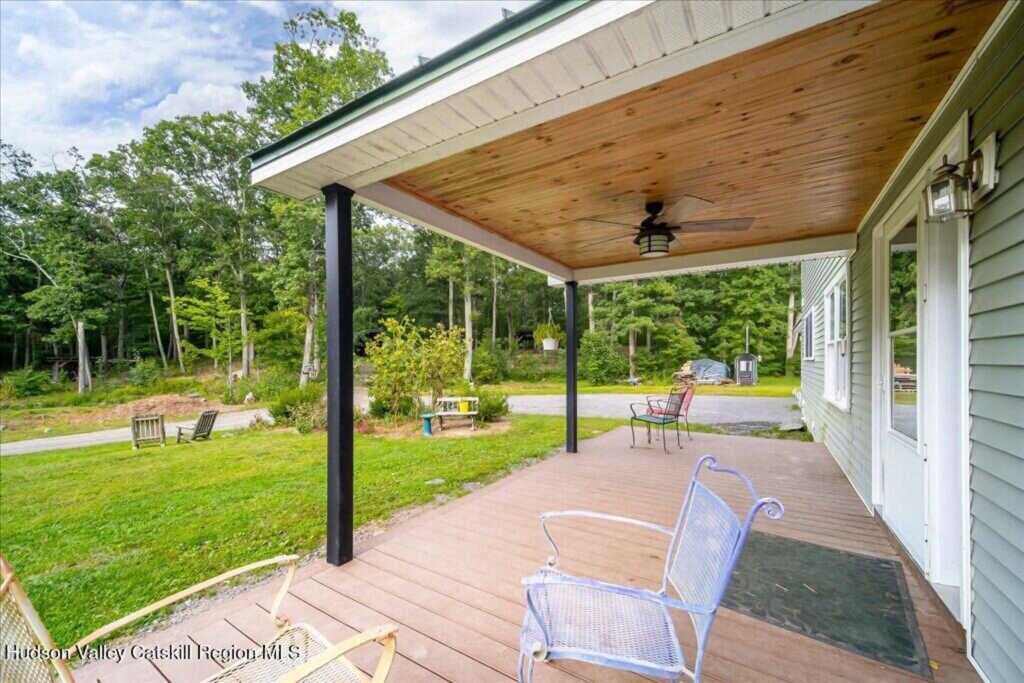325 Woods Road, Kingston, NY 12401 - Photo 9 of 50