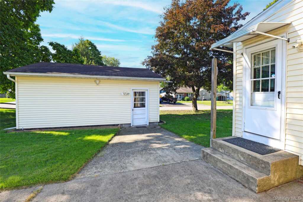 13 Edith Avenue, Saugerties, NY 12477 - Photo 34 of 40