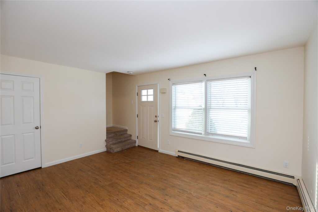87 Overlook Estates, Unit #2a, Saugerties, NY 12477 - Photo 2 of 14
