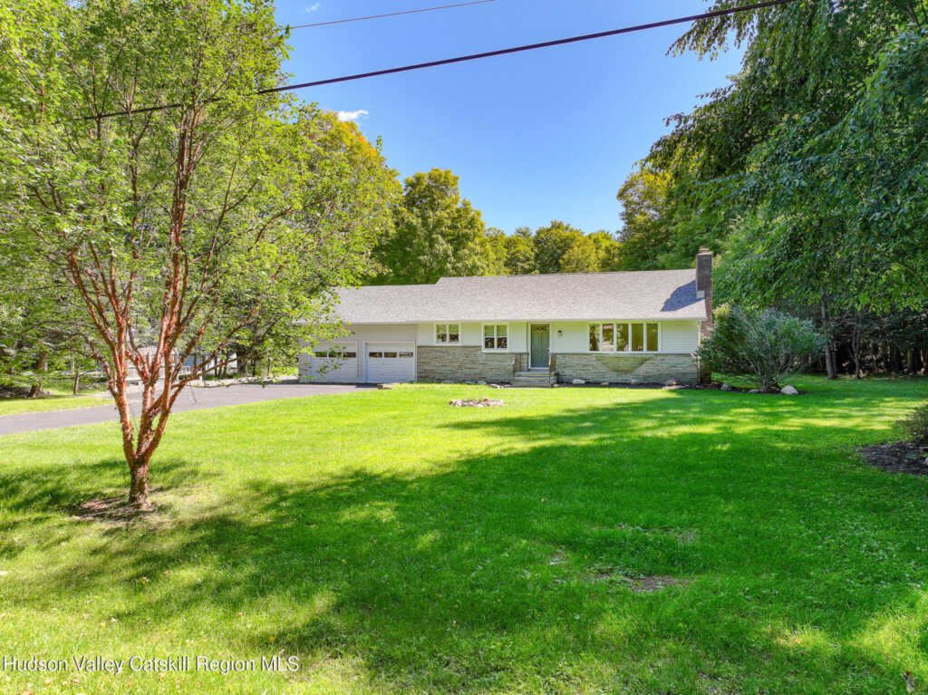 34 Van Buskirk Road, Saugerties, NY 12477 - Photo 2 of 25