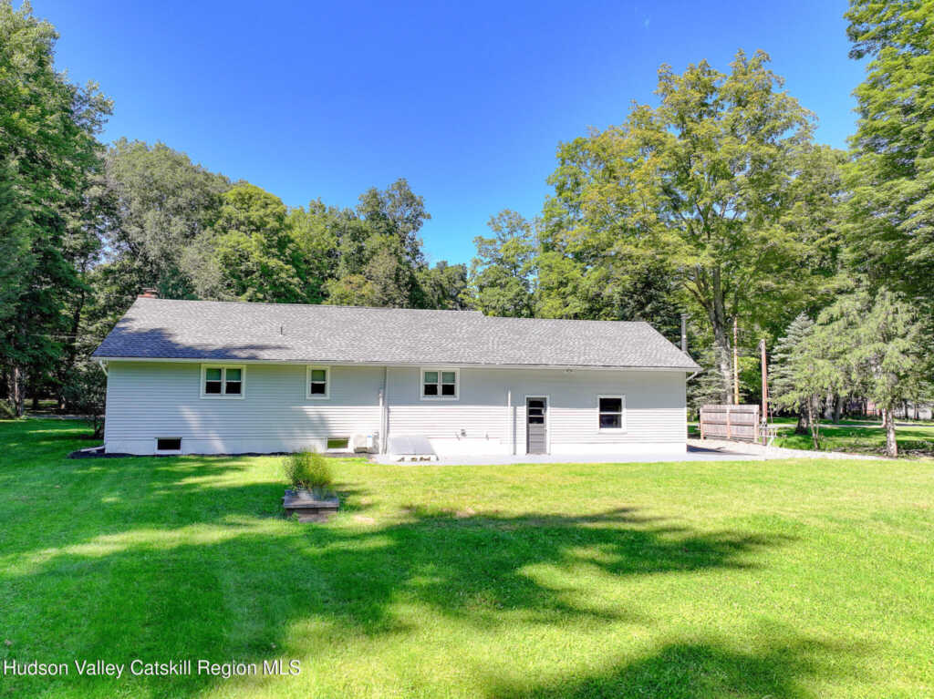 34 Van Buskirk Road, Saugerties, NY 12477 - Photo 3 of 25