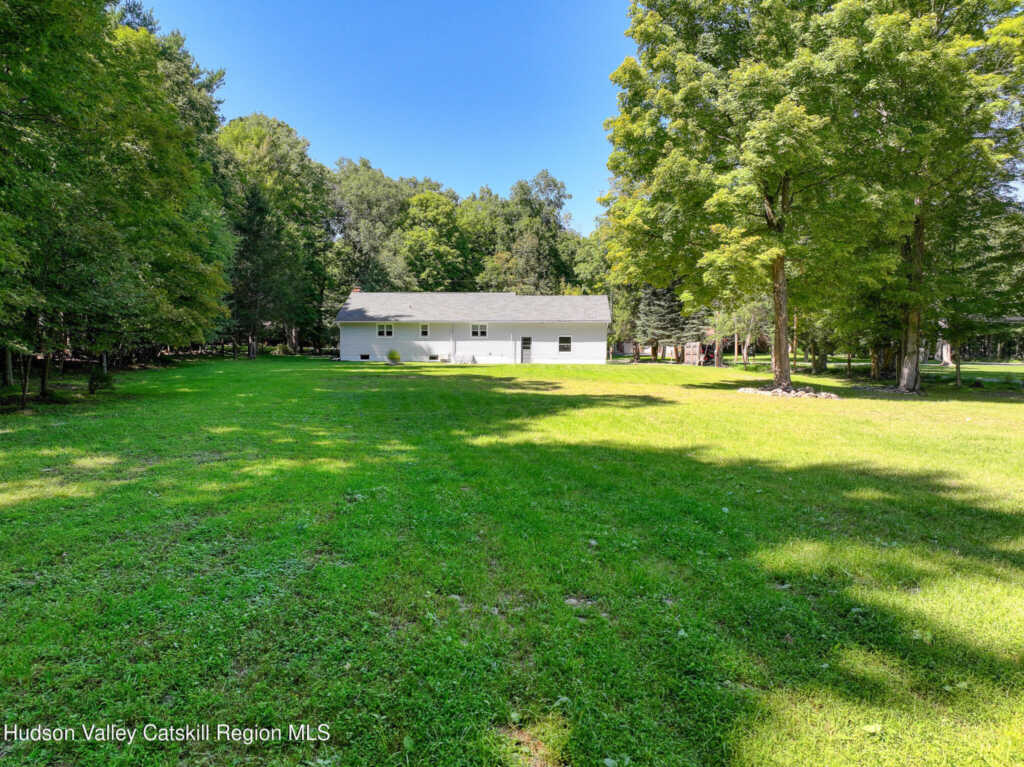 34 Van Buskirk Road, Saugerties, NY 12477 - Photo 4 of 25