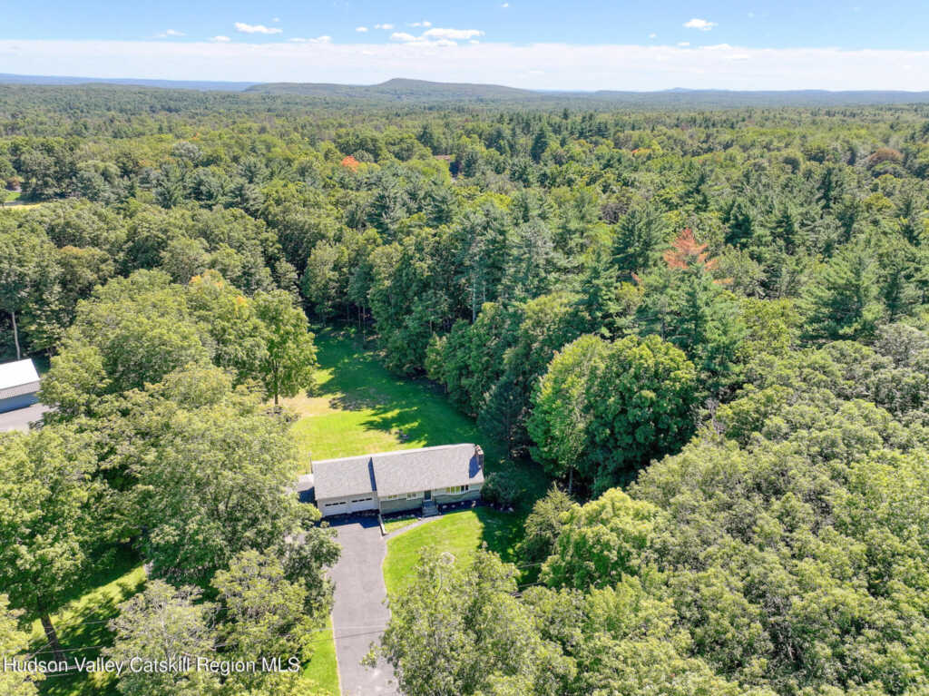 34 Van Buskirk Road, Saugerties, NY 12477 - Photo 6 of 25