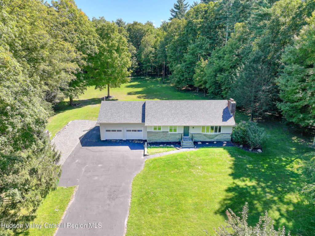 34 Van Buskirk Road, Saugerties, NY 12477 - Photo 7 of 25