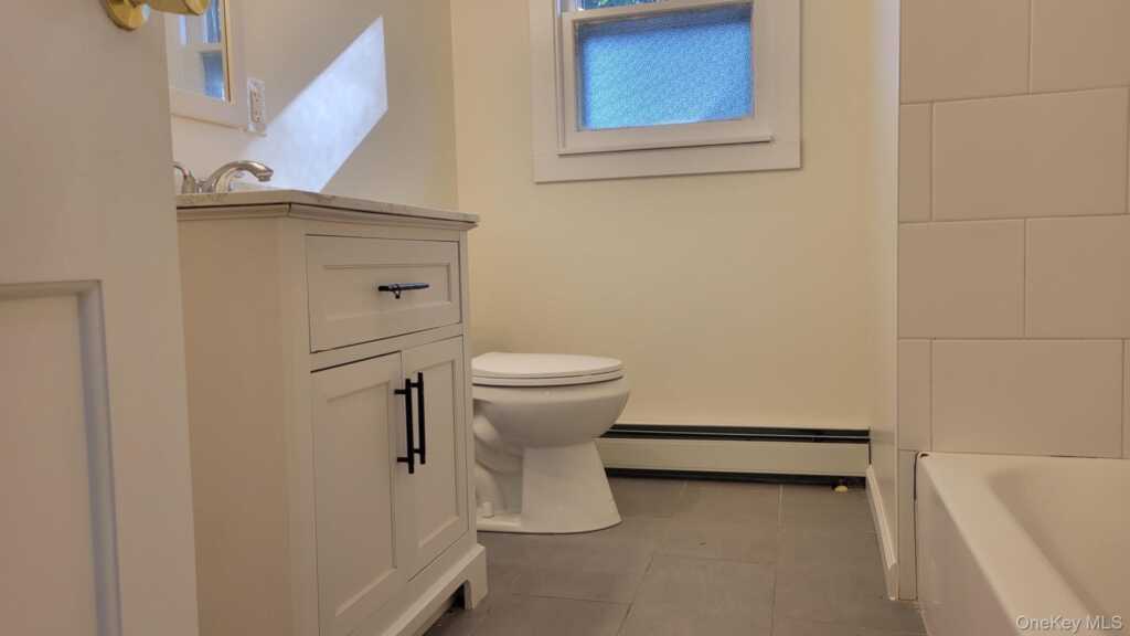 222 Zandhoek Road, Hurley, NY 12443 - Photo 5 of 18
