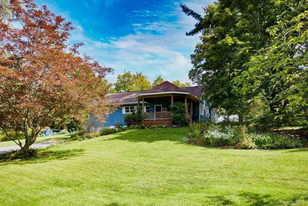 10 Burger Road, Rhinebeck, NY 12572 - Photo 2 of 24