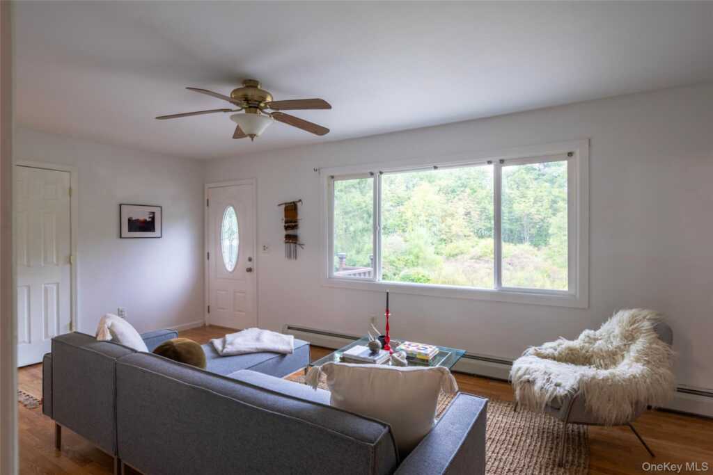 16 Peoples Road, Saugerties, NY 12477 - Photo 7 of 27
