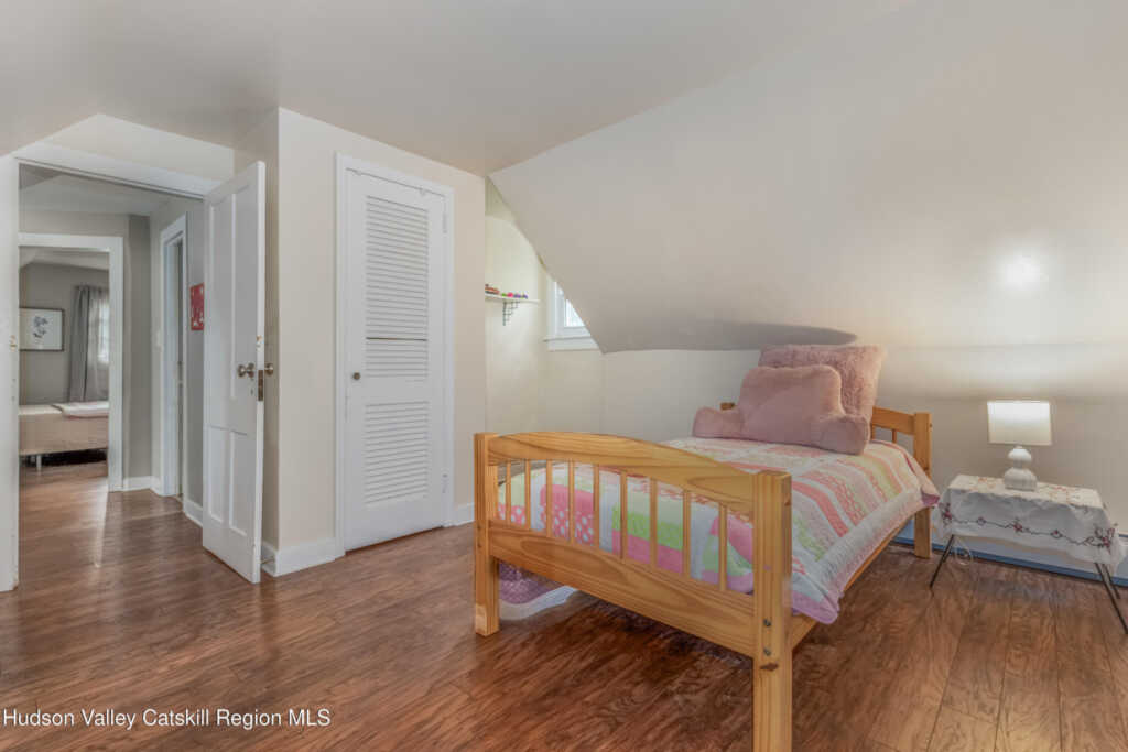 109 Pearl Street, Kingston, NY 12401 - Photo 33 of 40