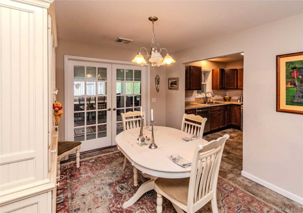 5 Meadowbrook Drive, Kingston, NY 12401 - Photo 10 of 30