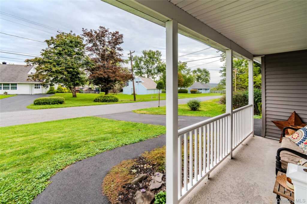 5 Meadowbrook Drive, Kingston, NY 12401 - Photo 2 of 30