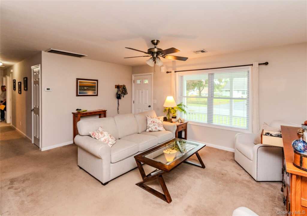 5 Meadowbrook Drive, Kingston, NY 12401 - Photo 3 of 30