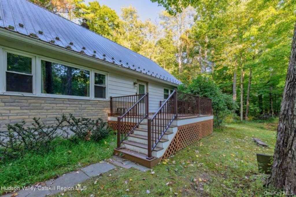 120 Sherman Road, Kingston, NY 12401 - Photo 5 of 50