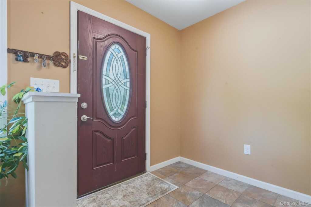 1207 Sawkill Road, Kingston, NY 12401 - Photo 3 of 19