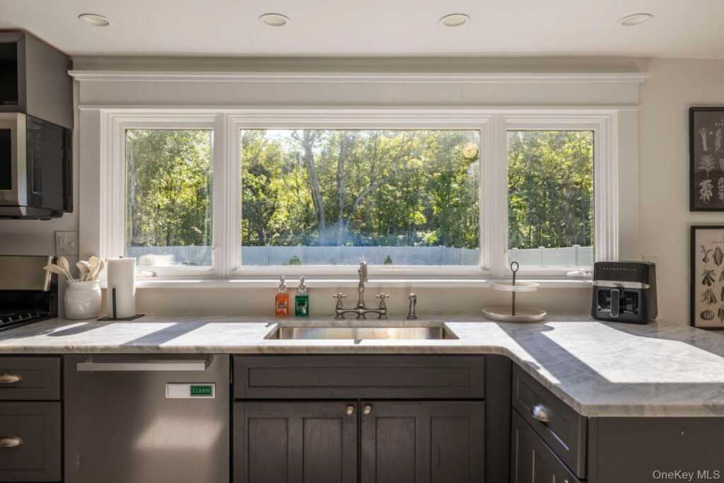 382 Band Camp Road, Saugerties, NY 12477 - Photo 12 of 50
