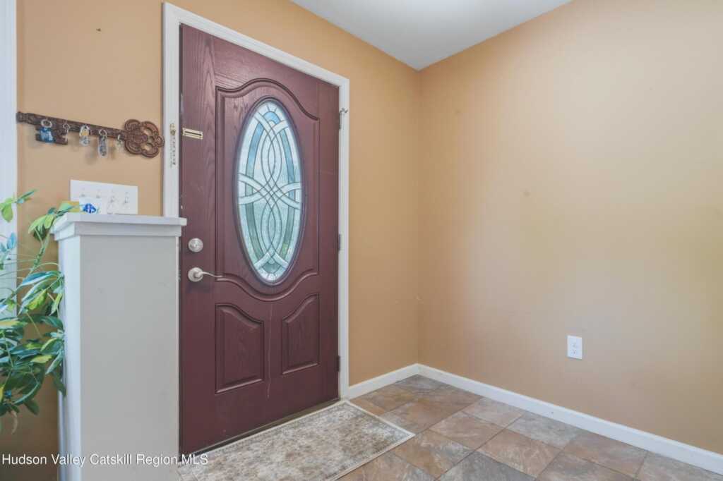 1207 Sawkill Road, Kingston, NY 12401 - Photo 3 of 19