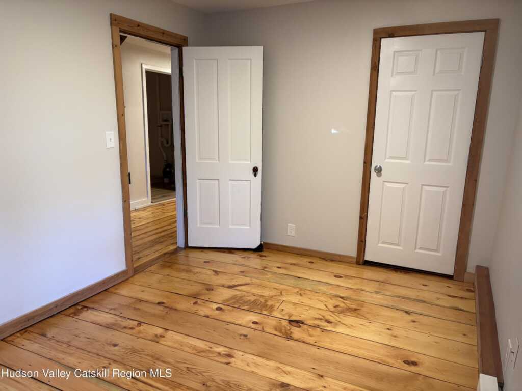 21 Jackson Hill Road, Saugerties, NY 12477 - Photo 10 of 15