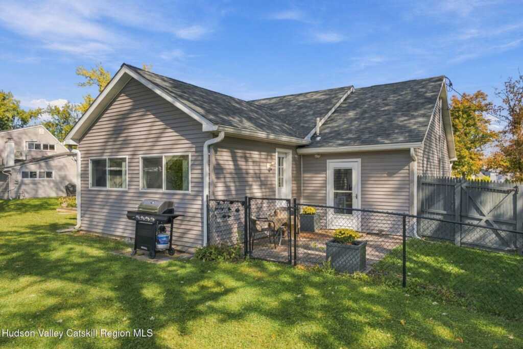 5 Meadowbrook Drive, Kingston, NY 12401 - Photo 29 of 36