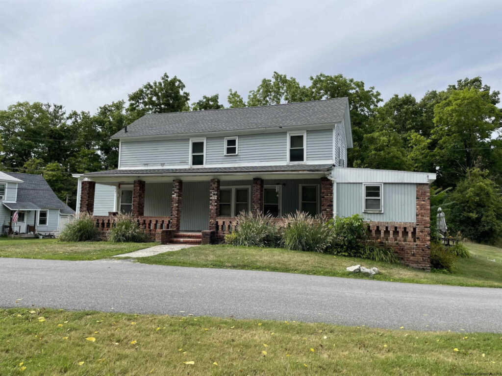 103-105 Flatbush Camp, Unit #3, Saugerties, NY 12477