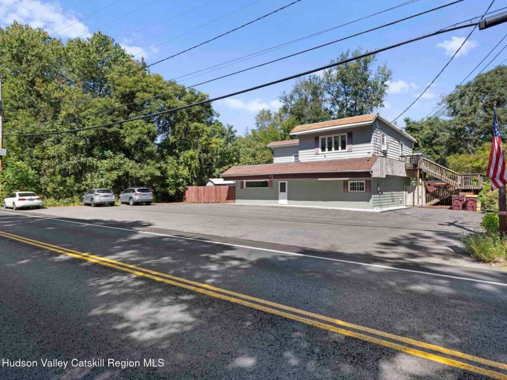 706 Glasco Turnpike, Saugerties, NY 12477 - Photo 36 of 50