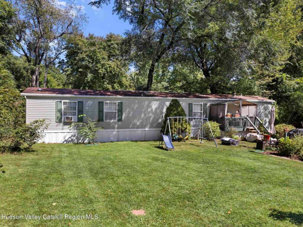 706 Glasco Turnpike, Saugerties, NY 12477 - Photo 45 of 50