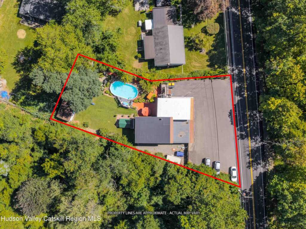 706 Glasco Turnpike, Saugerties, NY 12477 - Photo 7 of 50