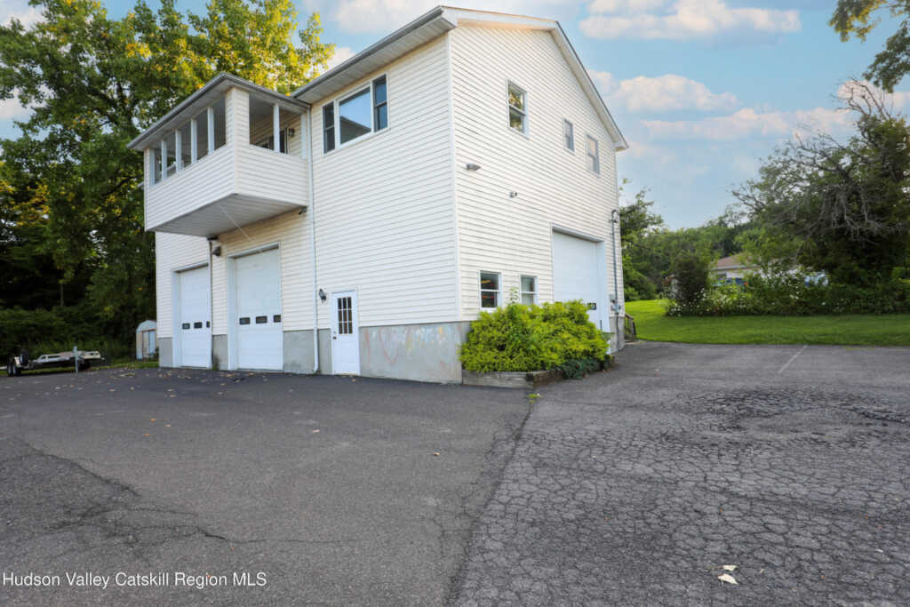87 Overlook Estates, Unit #4b, Saugerties, NY 12477