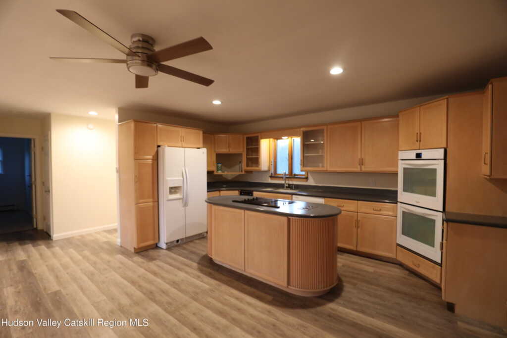 87 Overlook Estates, Unit #4b, Saugerties, NY 12477 - Photo 14 of 22