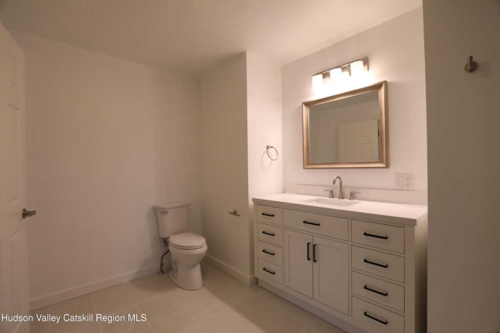 87 Overlook Estates, Unit #4b, Saugerties, NY 12477 - Photo 21 of 22