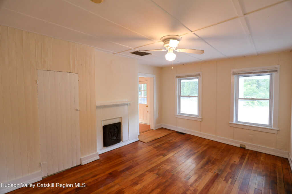 22 Post Street, Saugerties, NY 12477 - Photo 5 of 14