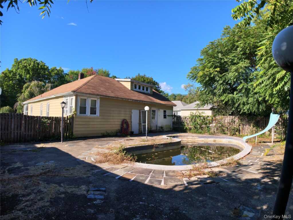 146 W Saugerties Road, Saugerties, NY 12477 - Photo 24 of 32