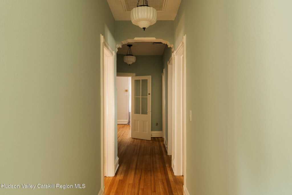 38 Maiden Lane, Kingston, NY 12401 - Photo 22 of 43