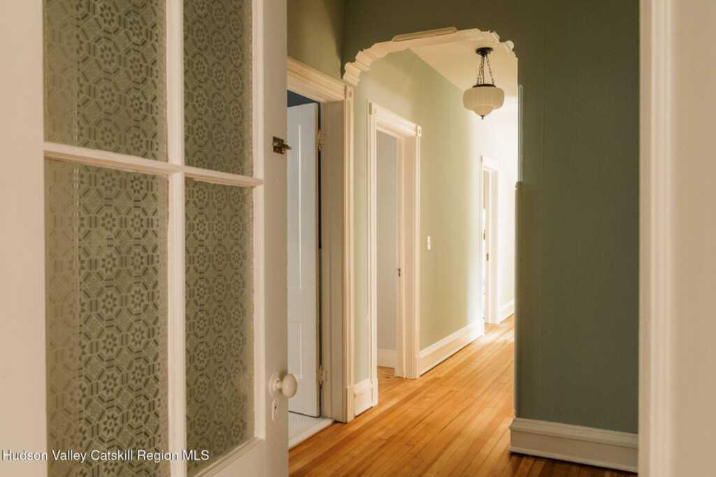 38 Maiden Lane, Kingston, NY 12401 - Photo 23 of 43