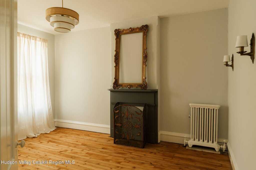 38 Maiden Lane, Kingston, NY 12401 - Photo 27 of 43