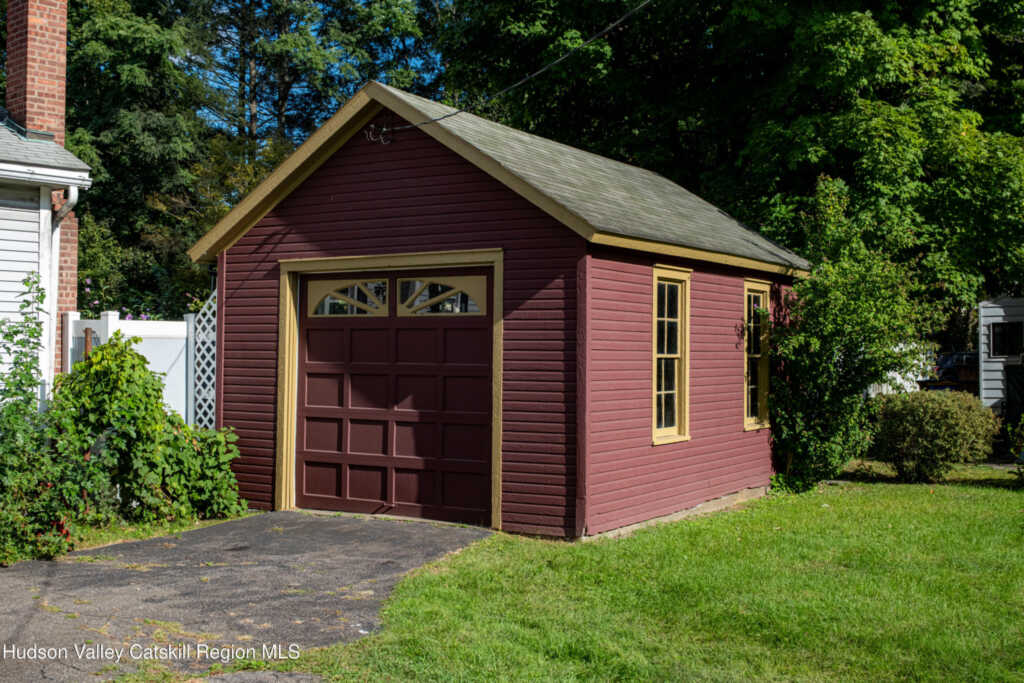 38 Maiden Lane, Kingston, NY 12401 - Photo 35 of 43