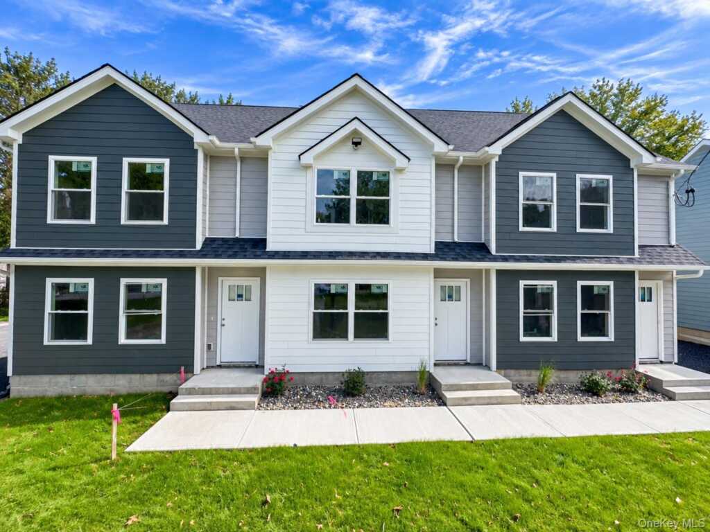 60 Manor Place, Kingston, NY 12401 - Photo 3 of 42