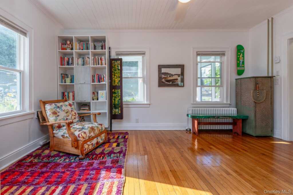 140 Linderman Avenue, Kingston, NY 12401 - Photo 9 of 47