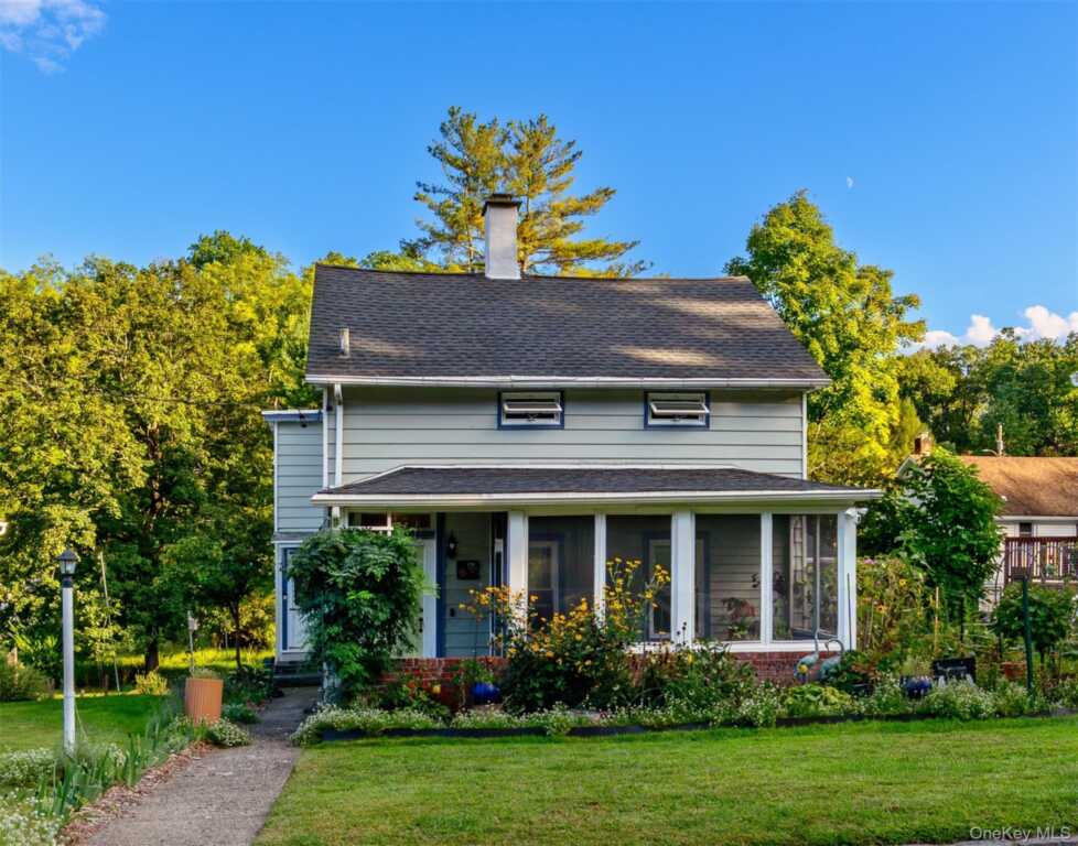 140 Linderman Avenue, Kingston, NY 12401 - Photo 1 of 47