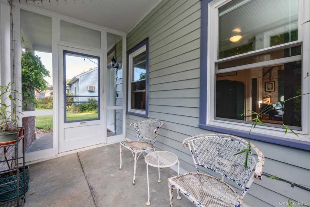 140 Linderman Avenue, Kingston, NY 12401 - Photo 3 of 47