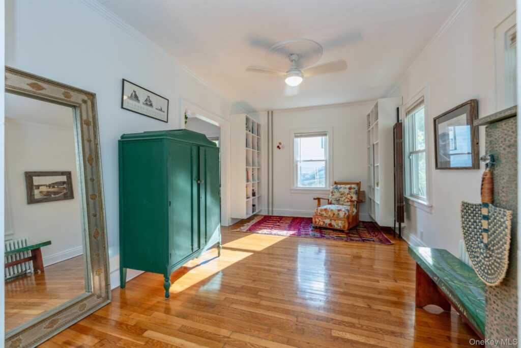 140 Linderman Avenue, Kingston, NY 12401 - Photo 7 of 47
