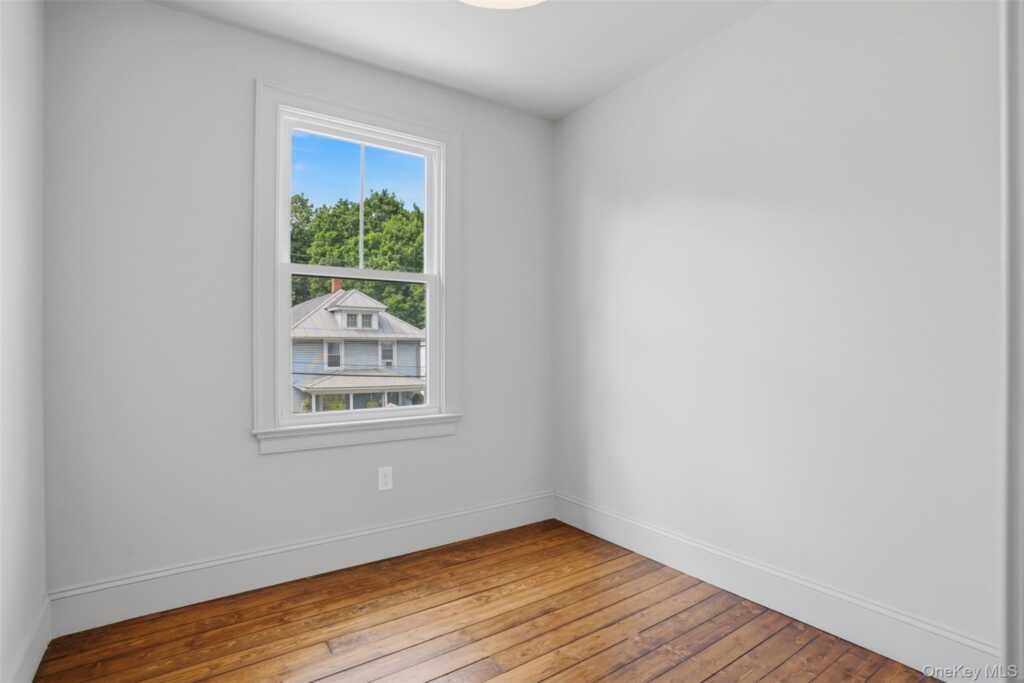 625 Delaware Avenue, Kingston, NY 12401 - Photo 14 of 23