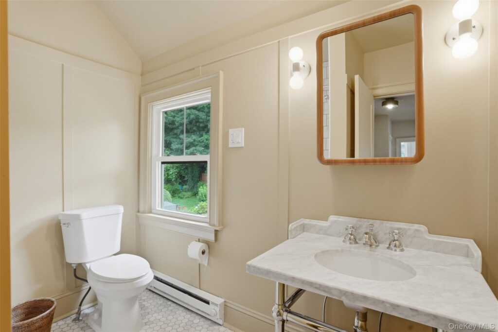 625 Delaware Avenue, Kingston, NY 12401 - Photo 17 of 23