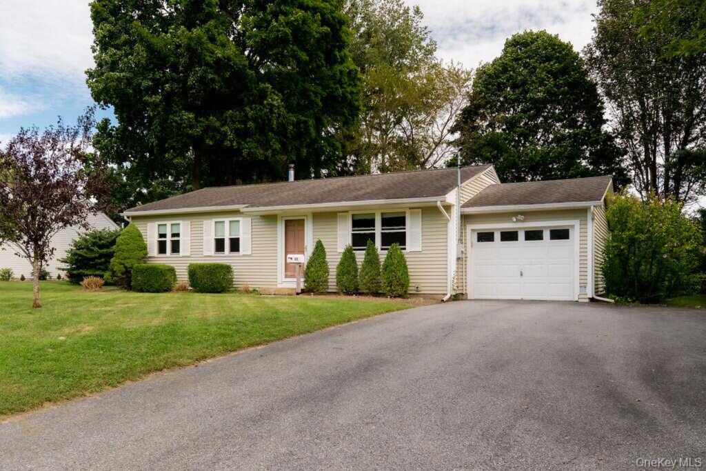 22 Trinity Place, Rhinebeck, NY 12572