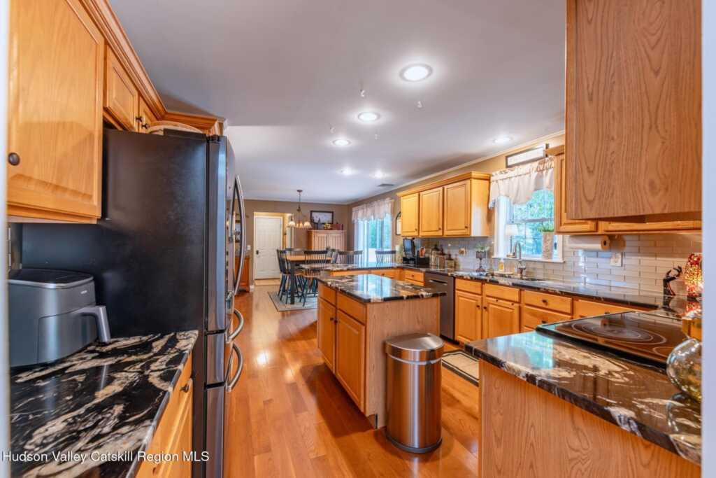 24 Deer Run Road, Kingston, NY 12401 - Photo 13 of 47