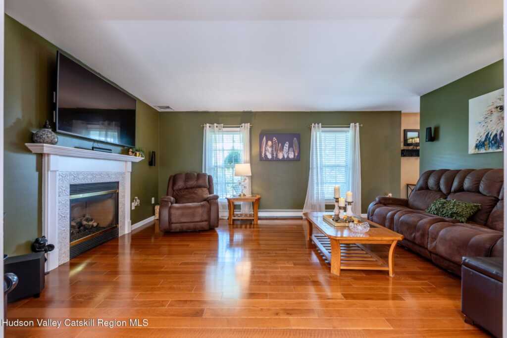 24 Deer Run Road, Kingston, NY 12401 - Photo 8 of 47