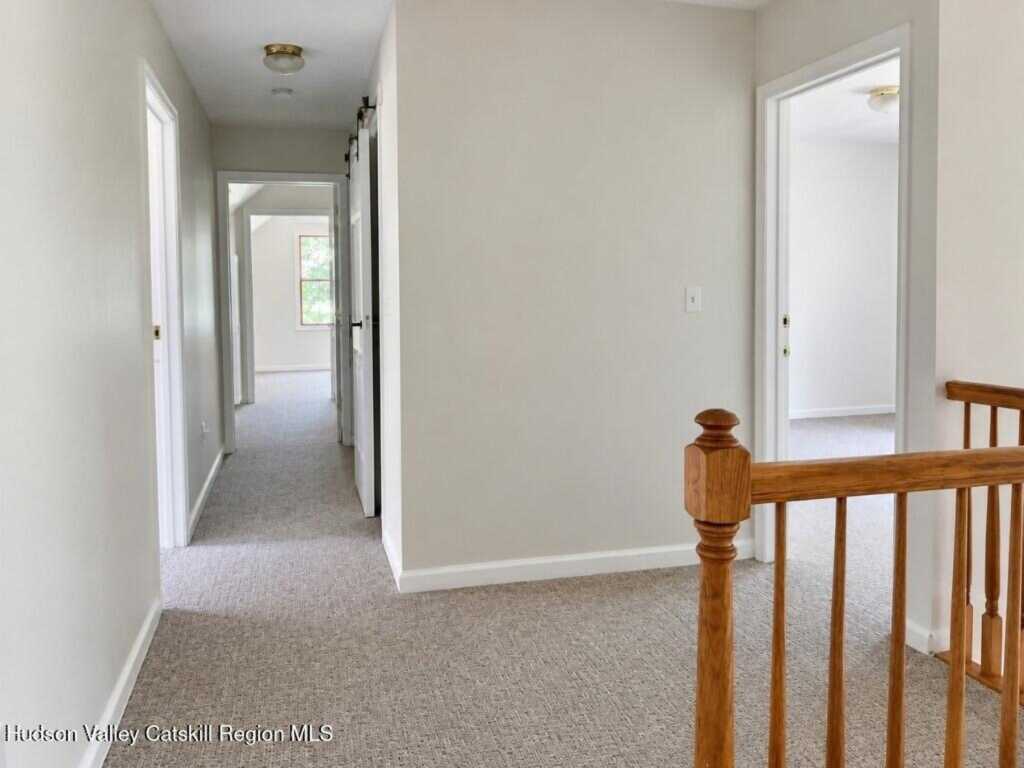 25 Gardiner Park, New Paltz, NY 12561 - Photo 38 of 47