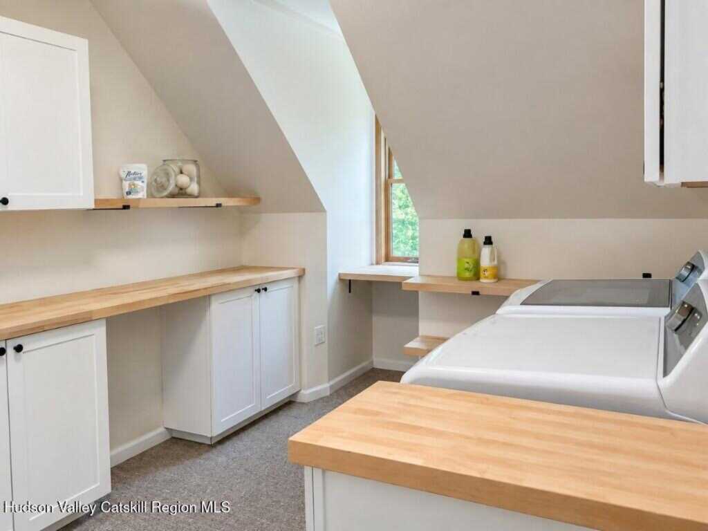 25 Gardiner Park, New Paltz, NY 12561 - Photo 40 of 47