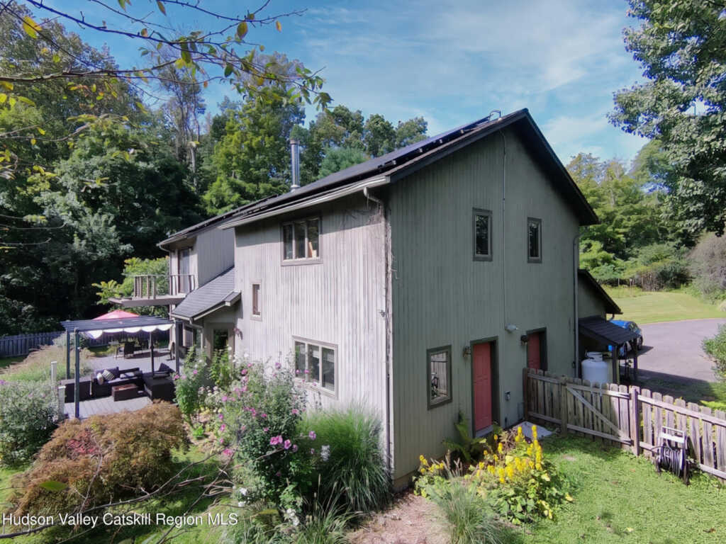 891 Old Post Road, New Paltz, NY 12561 - Photo 4 of 26