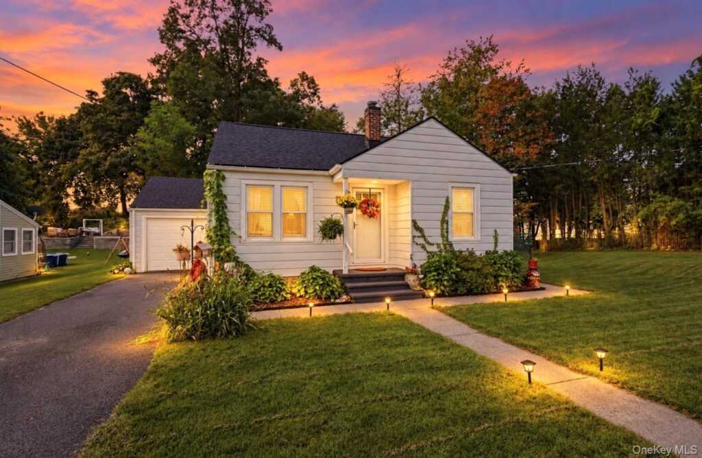 25 Hayes Street, Kingston, NY 12401