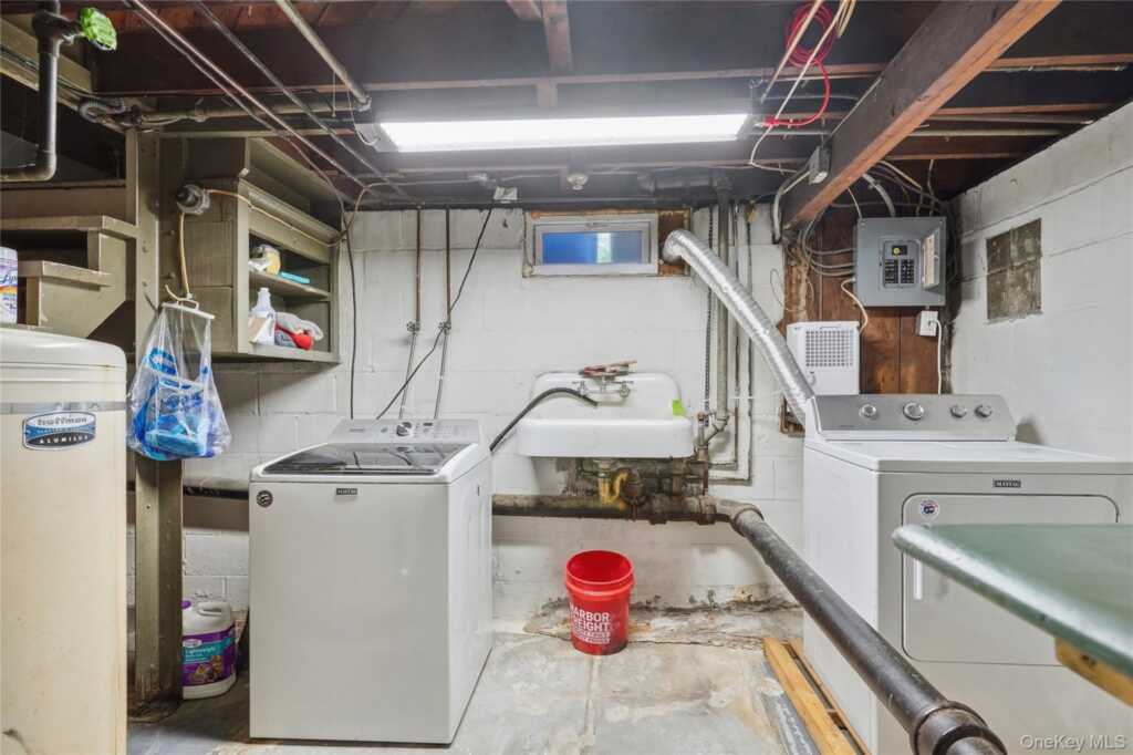 25 Hayes Street, Kingston, NY 12401 - Photo 25 of 35