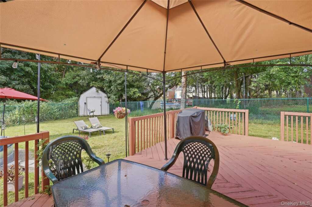 25 Hayes Street, Kingston, NY 12401 - Photo 28 of 35